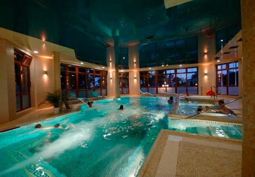Dworek Morski Spa & Wellness ミエルノ エクステリア 写真