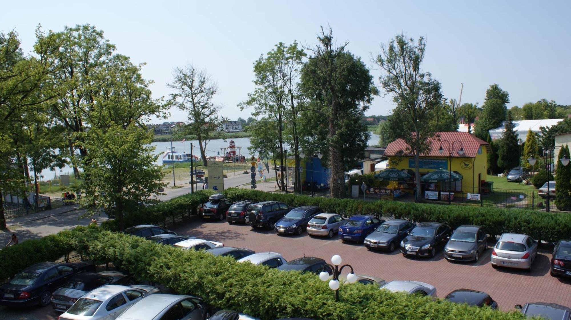 Dworek Morski Spa & Wellness ミエルノ エクステリア 写真