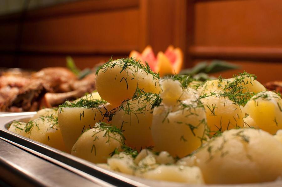 Dworek Morski Spa & Wellness ミエルノ エクステリア 写真