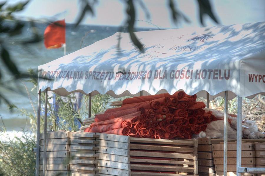 Dworek Morski Spa & Wellness ミエルノ エクステリア 写真